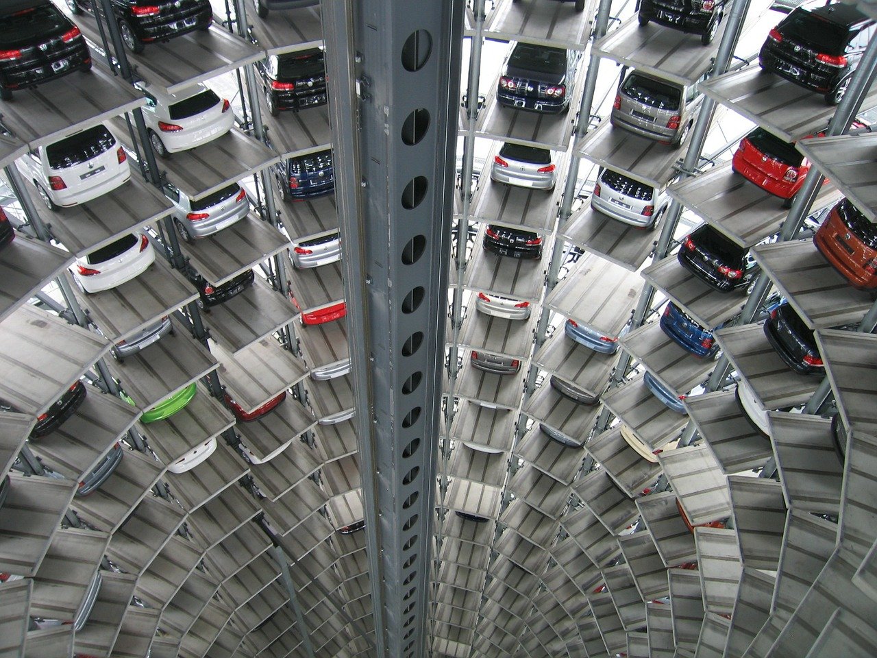 Autos Technology Vw Multi Storey Car Park Warehouse